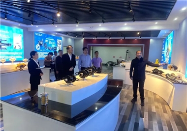 Ȫ�����˴�ί�ḱ���θ�����һ�й���z6.com�����쵼